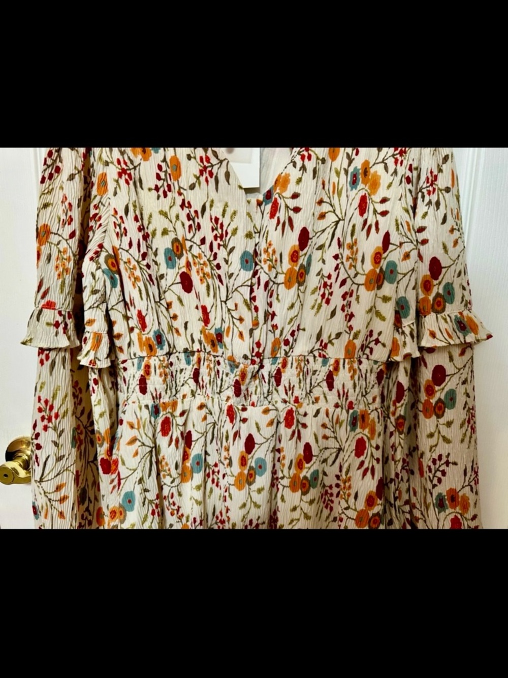 Hayden LA NWT Large Floral V-Neck Smock Dress in Cream with Rust, Mustard & Teal - Picture 3 of 6